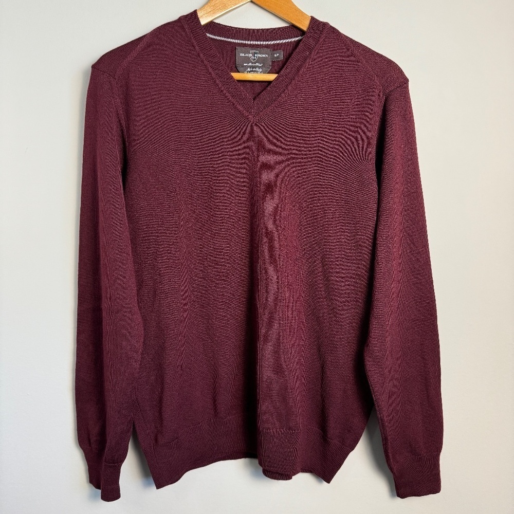 Black Brown 1826 Mens Burgundy Wine Merino Wool Lightweight Sweater V-Neck Small